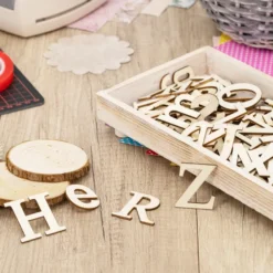Buchstaben & Zahlen, Holz, Groß- und Kleinbuchstaben A-Z, Zahlen 0-9, 124 Stück