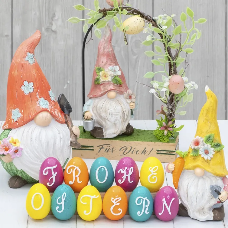 Deko-Wichtel mit Schaufel, Möhre & Eimer, 16,5cm hoch, 7,5cm breit, 3 Stück