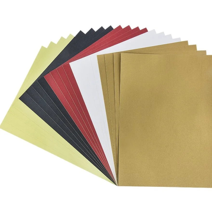 Effekt-Karton, Perlmutt, DIN A4, selbstklebend, 200 g/m², 5 verschiedene Farben, 20 Stück