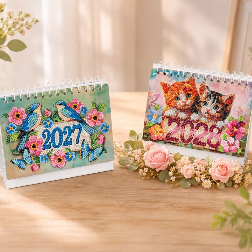 ExklusivBox: Diamond-Painting-Tischkalender für 2027 & 2028, 4-teilig