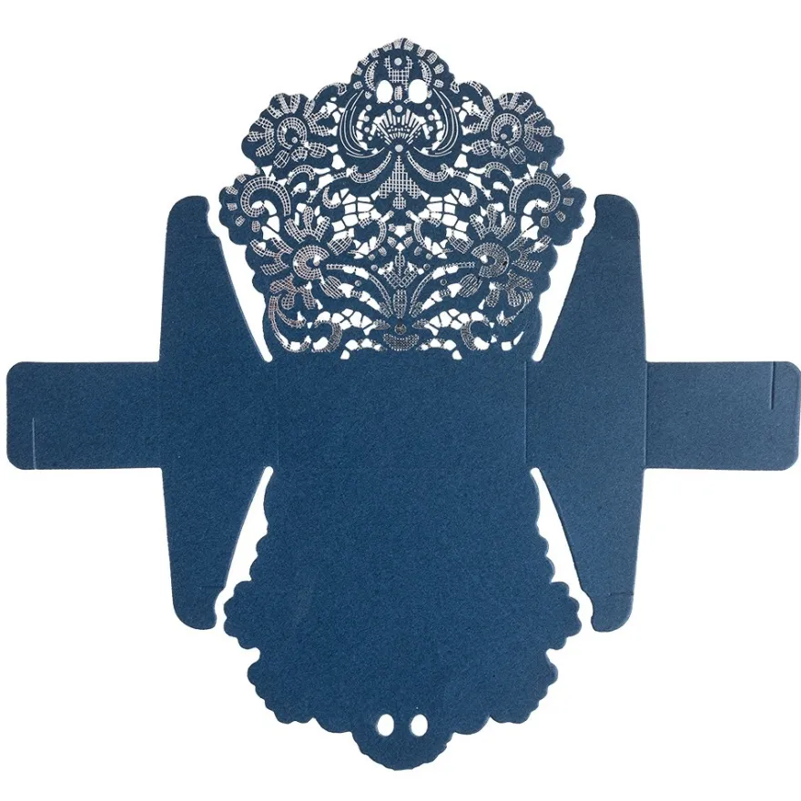 Faltboxen mit Laser-Ornamentik & Folienveredelung, 11x9,5x2,4cm, 10 Stück