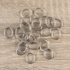 Perlenrahmen, Oval, außen: 1,3cm x 1,7cm, innen: 1cm x 1,4cm, silber, 25 Stück