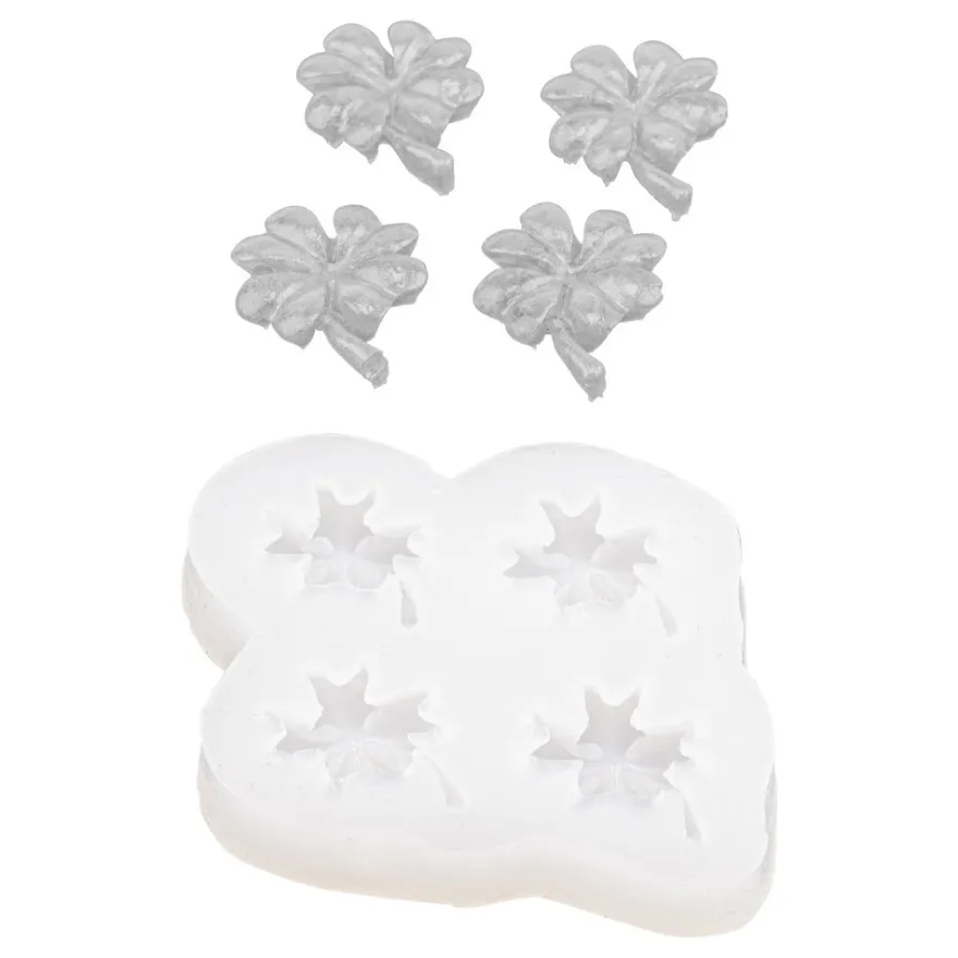 Silikonform Kleeblätter, 7,4cm x 0,9cm x 6,4cm, 4 Kleeblätter