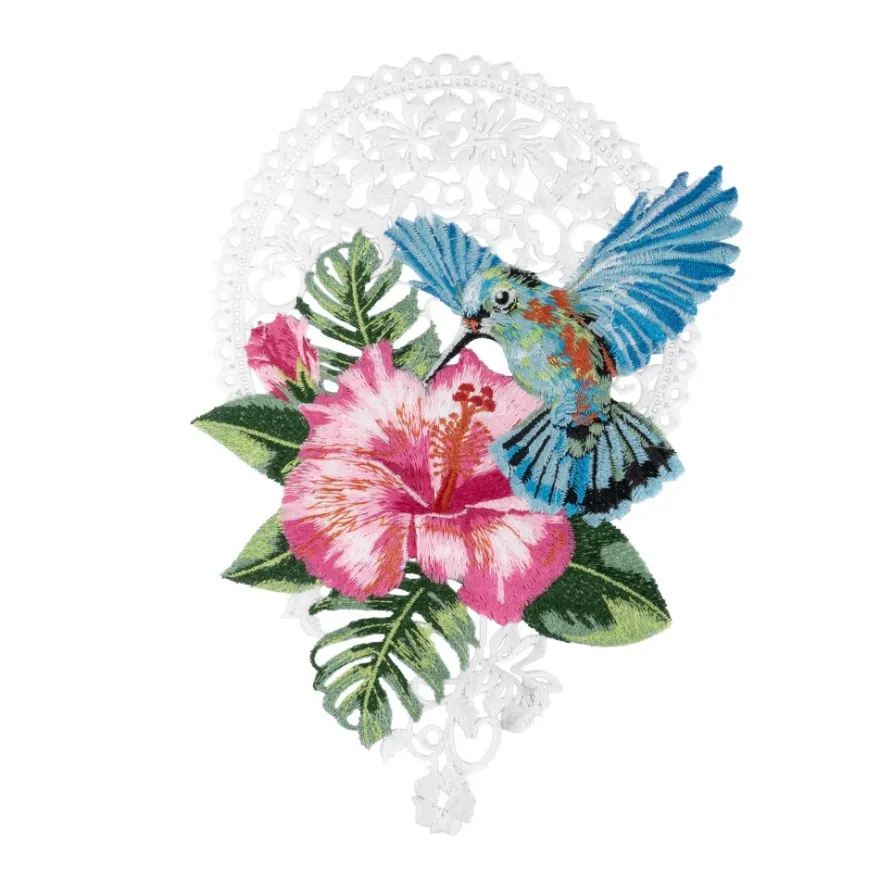 Stick-Design XL, Kolibri mit Hibiskus, 25cm x 17,7cm, farbig, mit Aufhänge-Öse