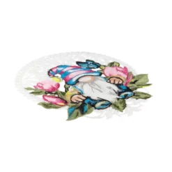 Stick-Design XL, Wichtel mit Magnolie, 21,3cm x 18cm, farbig, mit Aufhänge-Öse