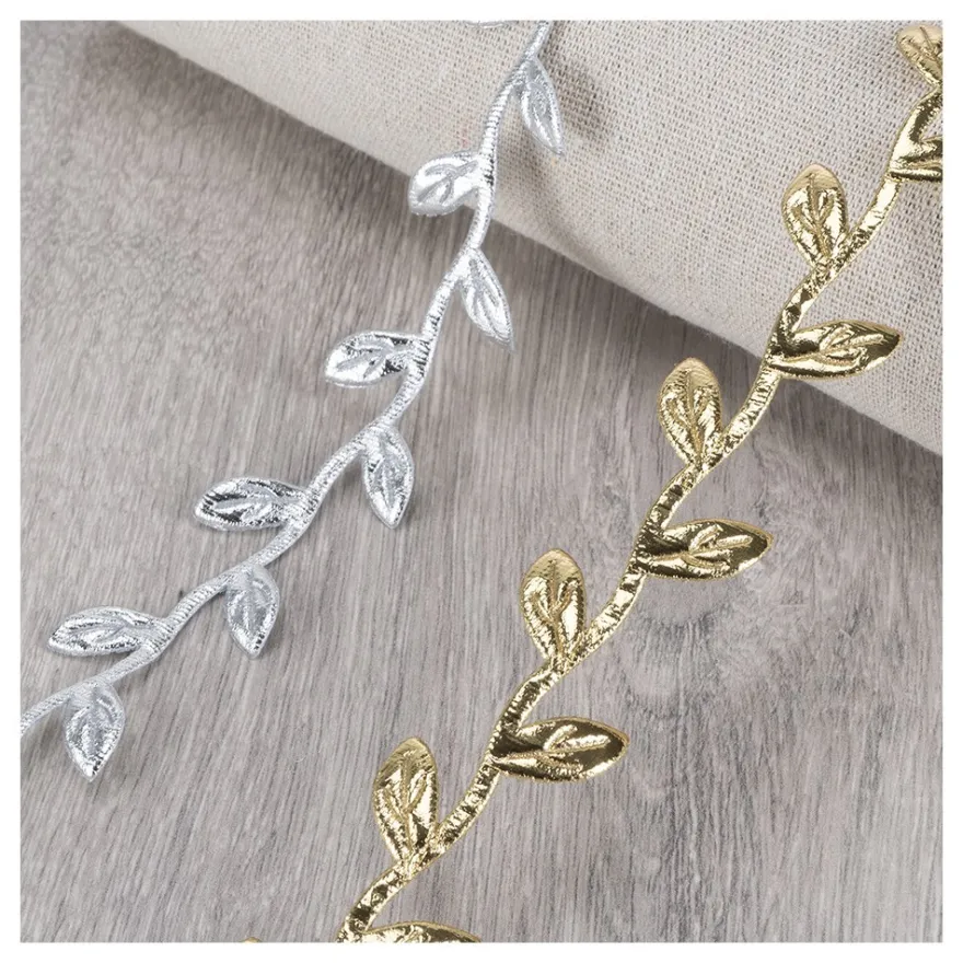 Stoffband Blätter, metallic, 2,3cm beit, 5m lang, silber