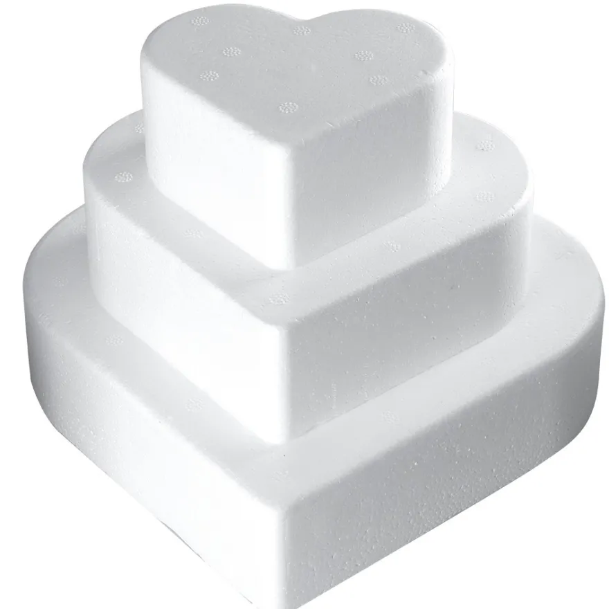 Styropor-Torte, 3 Styropor-Podeste in Herzform